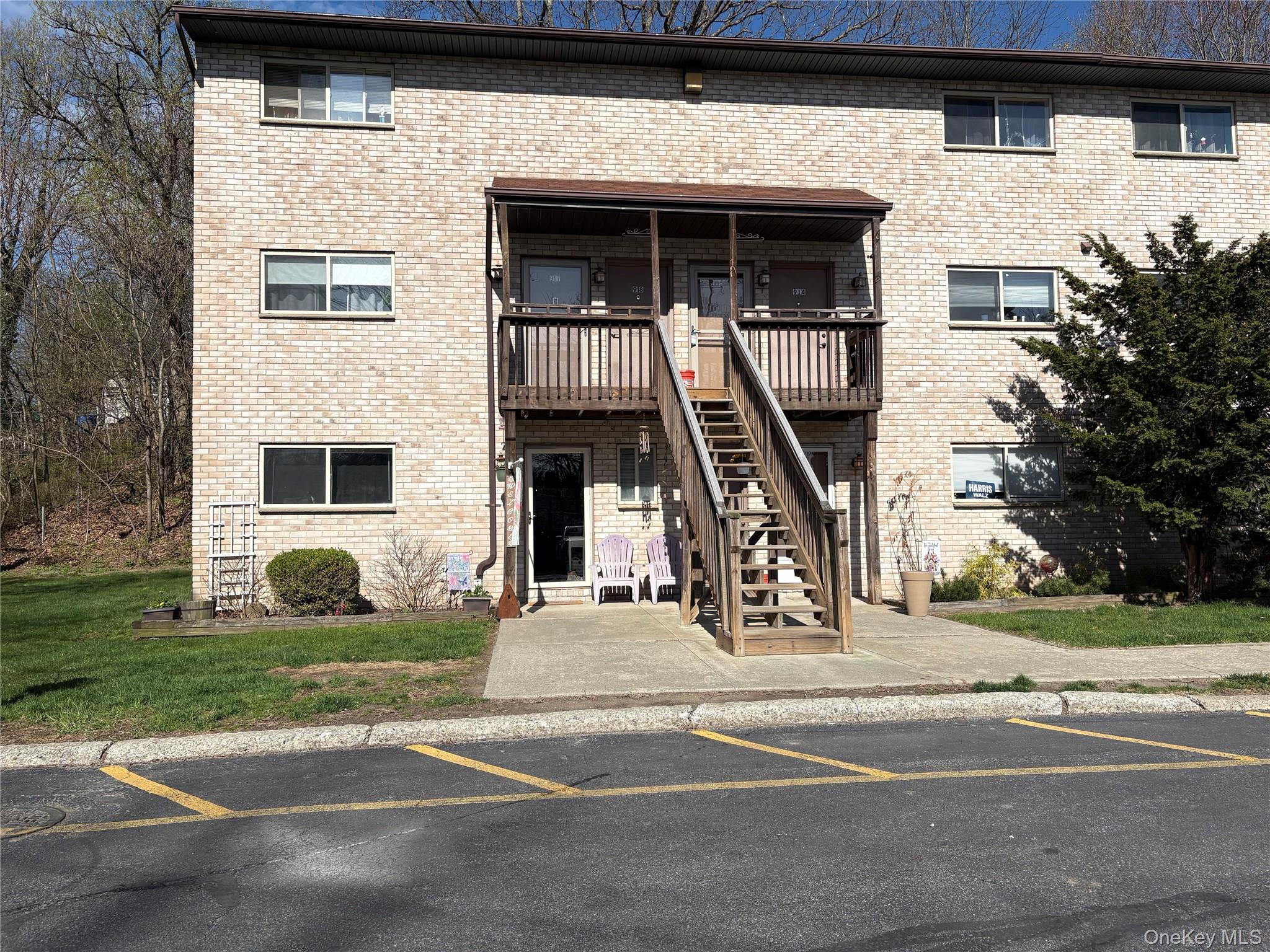 26 Cooper Road, Unit 916 Poughkeepsie, NY 12603 - Photo 3 of 23