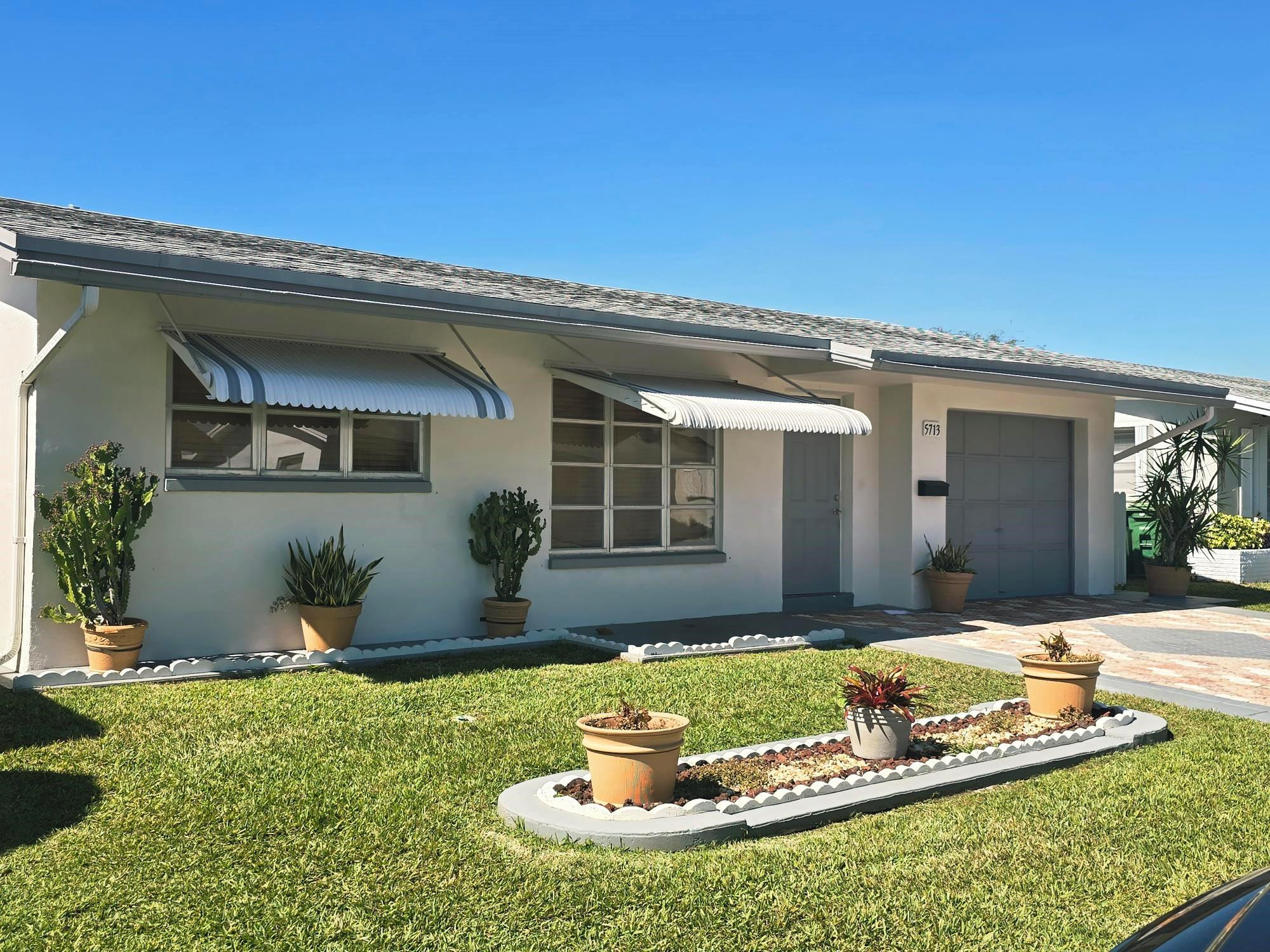 5713 Northwest 65th Terrace Fort Lauderdale, FL 33321 - Photo 3 of 27 Photo 3