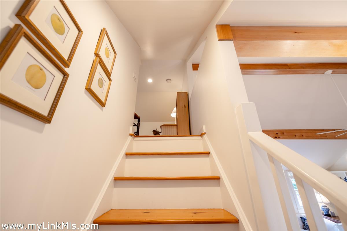 2 Towaddy Road Nantucket, MA 02554 - Photo 11 of 28