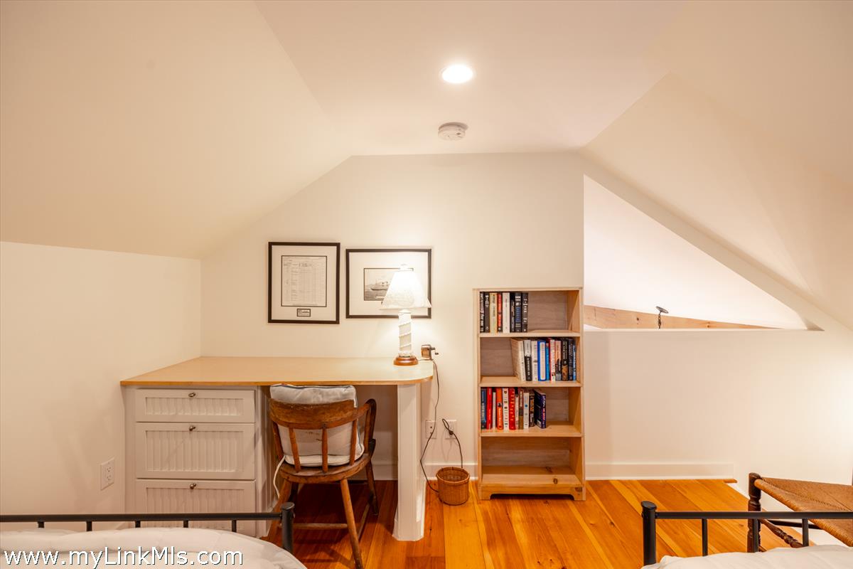 2 Towaddy Road Nantucket, MA 02554 - Photo 12 of 28