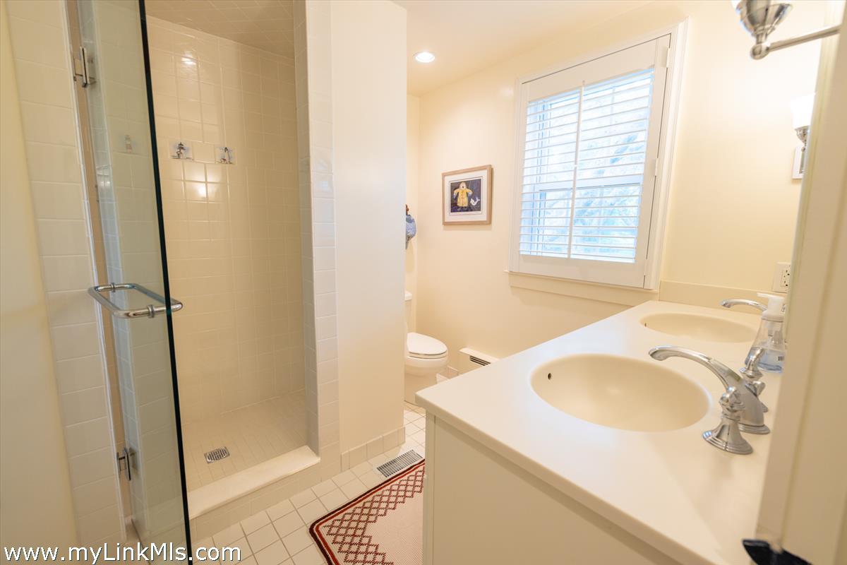 2 Towaddy Road Nantucket, MA 02554 - Photo 17 of 28