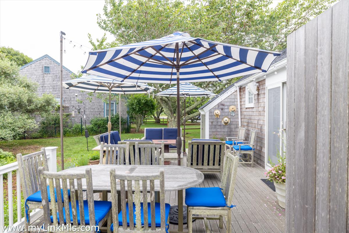 2 Towaddy Road Nantucket, MA 02554 - Photo 2 of 28