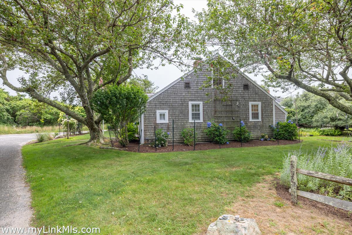 2 Towaddy Road Nantucket, MA 02554 - Photo 21 of 28