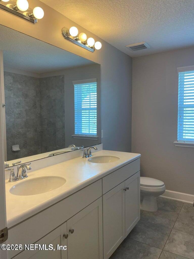 142 Jackrabbit Trail Ponte Vedra, FL 32081 - Photo 42 of 77 142 JR-2nd Bath Vanity