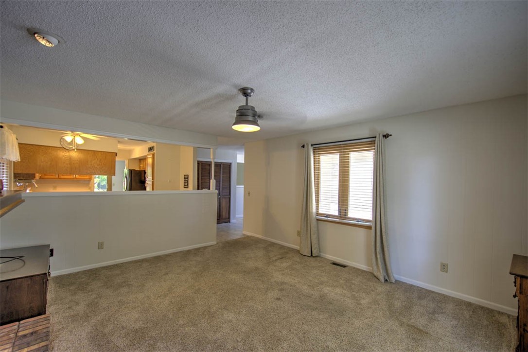 4653 Redbud Court Decatur, IL 62526 - Photo 10 of 30