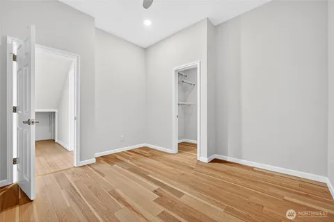 $715,000 | 917 23rd Avenue, Seattle, WA 98122