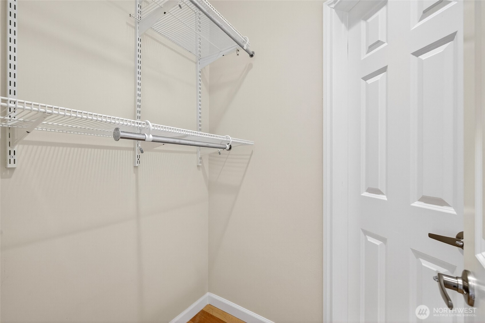 917 23rd Avenue Seattle, WA 98122 - Photo 15 of 38