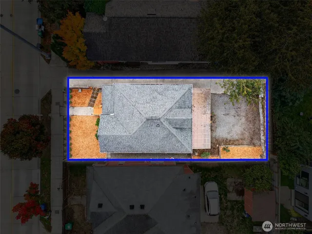 $715,000 | 917 23rd Avenue, Seattle, WA 98122