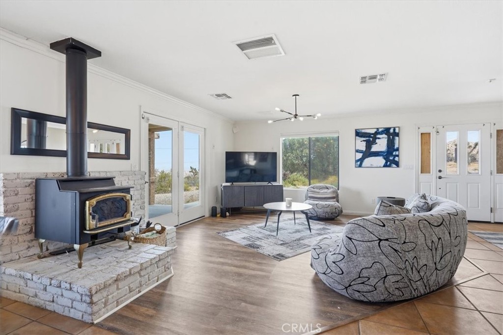 7818 Rockwood Road Joshua Tree, CA 92252 - Photo 11 of 36