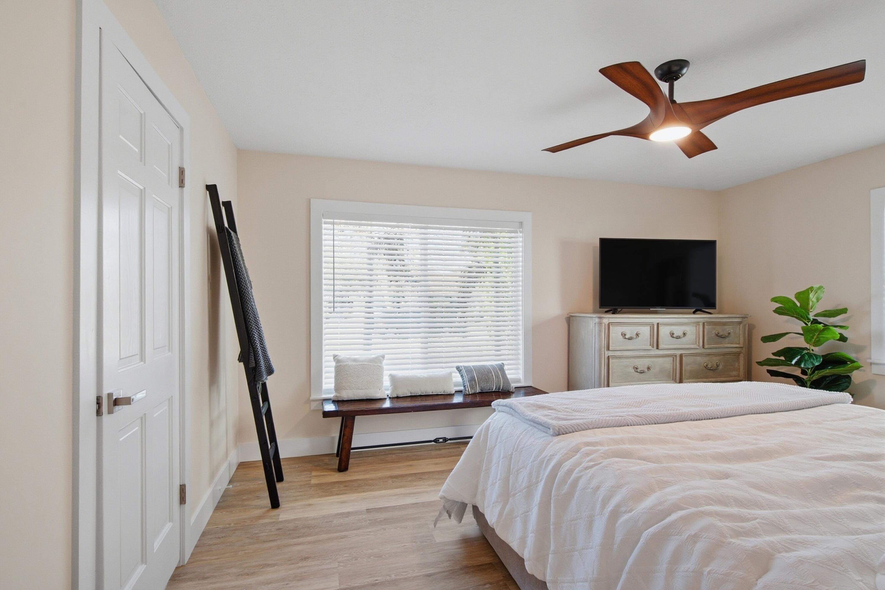 5216 Southeast Orange Street Stuart, FL 34997 - Photo 23 of 41 5216_SE_Orange_St_025