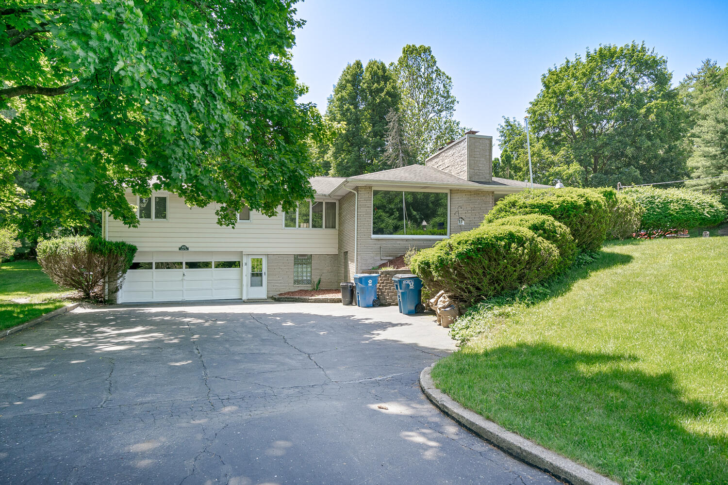 5023 Angling Road Portage, MI 49024 - Photo 1 of 43 WM5023anglingrs-32