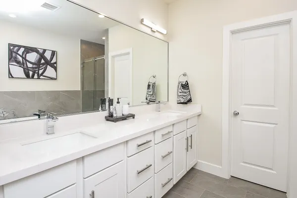 $3,750 | 139 Eastwood Street, Houston, TX 77011