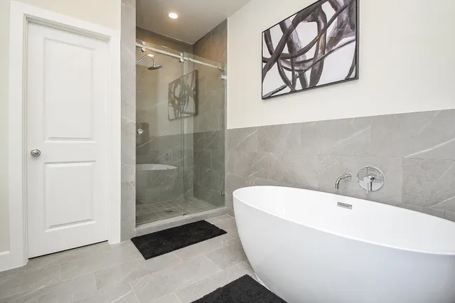 $3,750 | 139 Eastwood Street, Houston, TX 77011