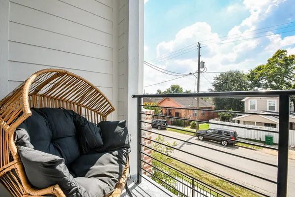 $3,750 | 139 Eastwood Street, Houston, TX 77011