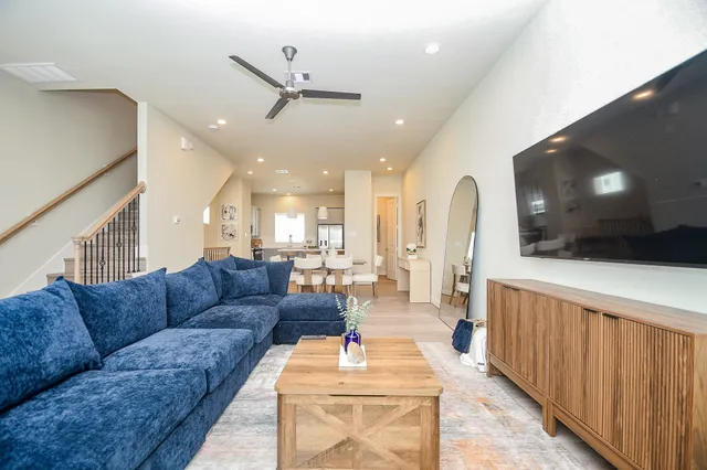 $3,750 | 139 Eastwood Street, Houston, TX 77011