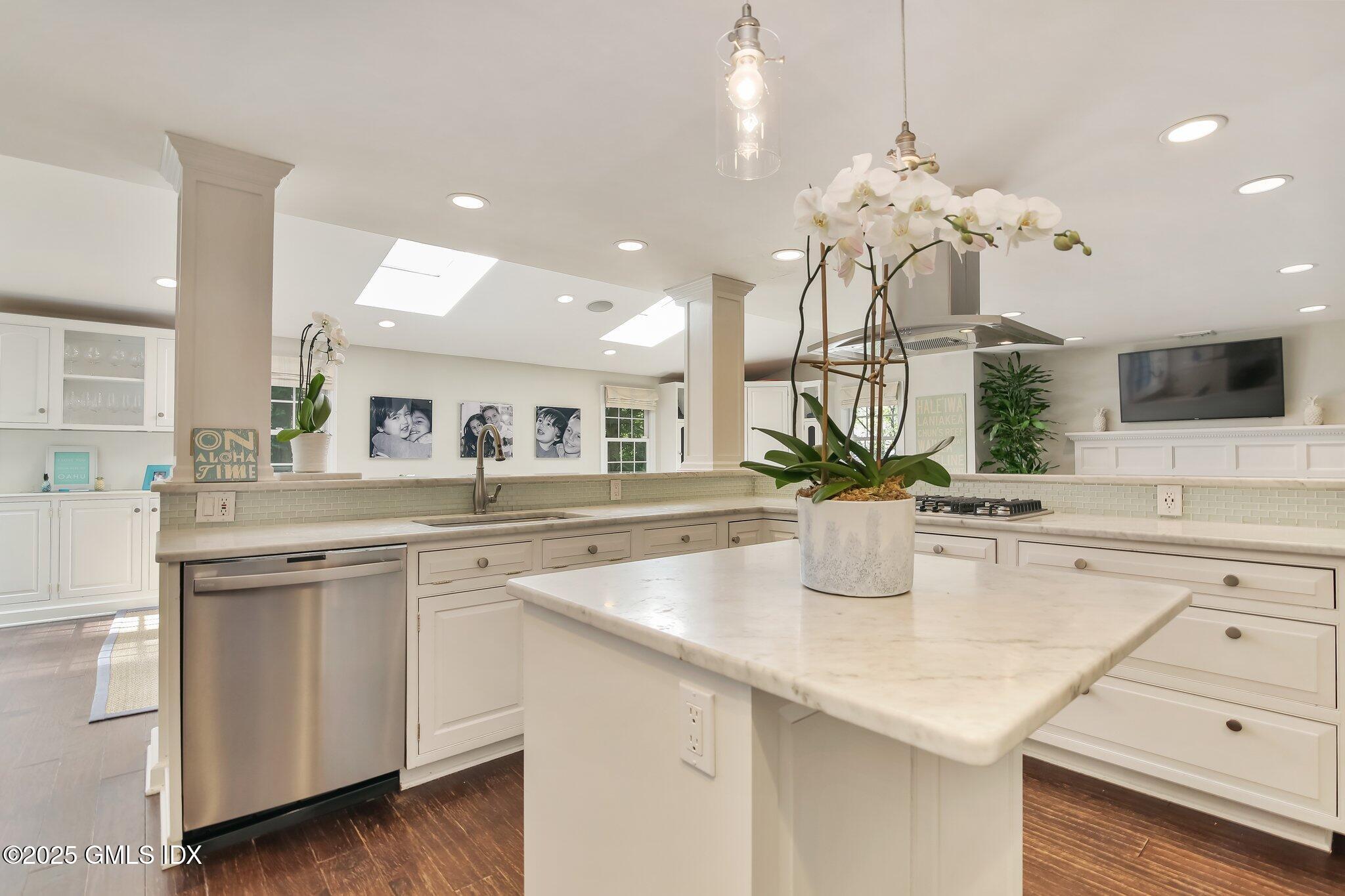 16 Split Timber Place Riverside, CT 06878 - Photo 12 of 34 a kitchen with counter top space and a sink