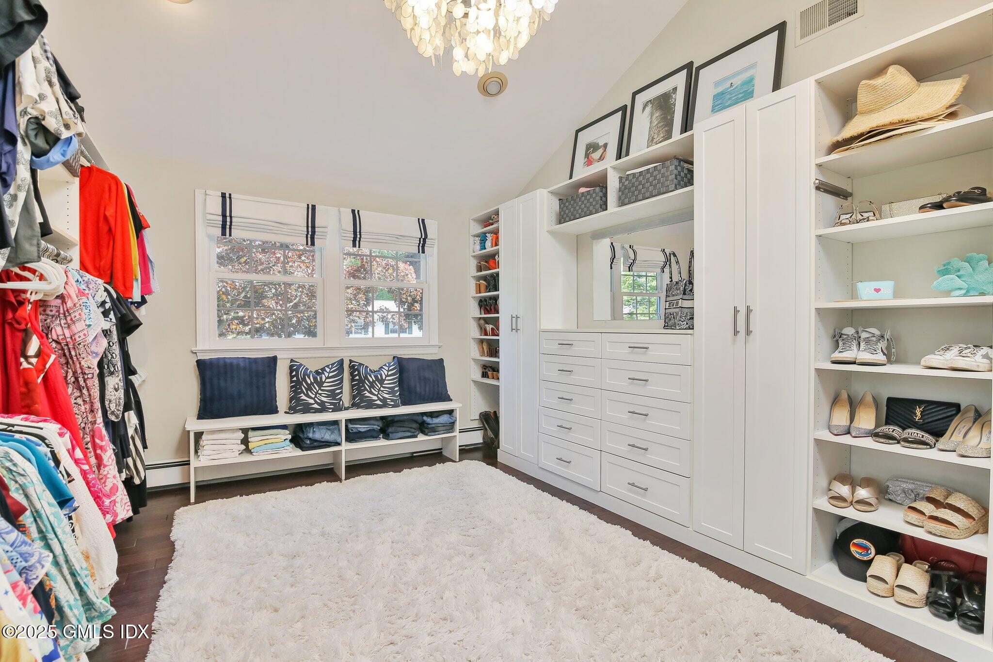 16 Split Timber Place Riverside, CT 06878 - Photo 23 of 34 a view of an empty room with shelves