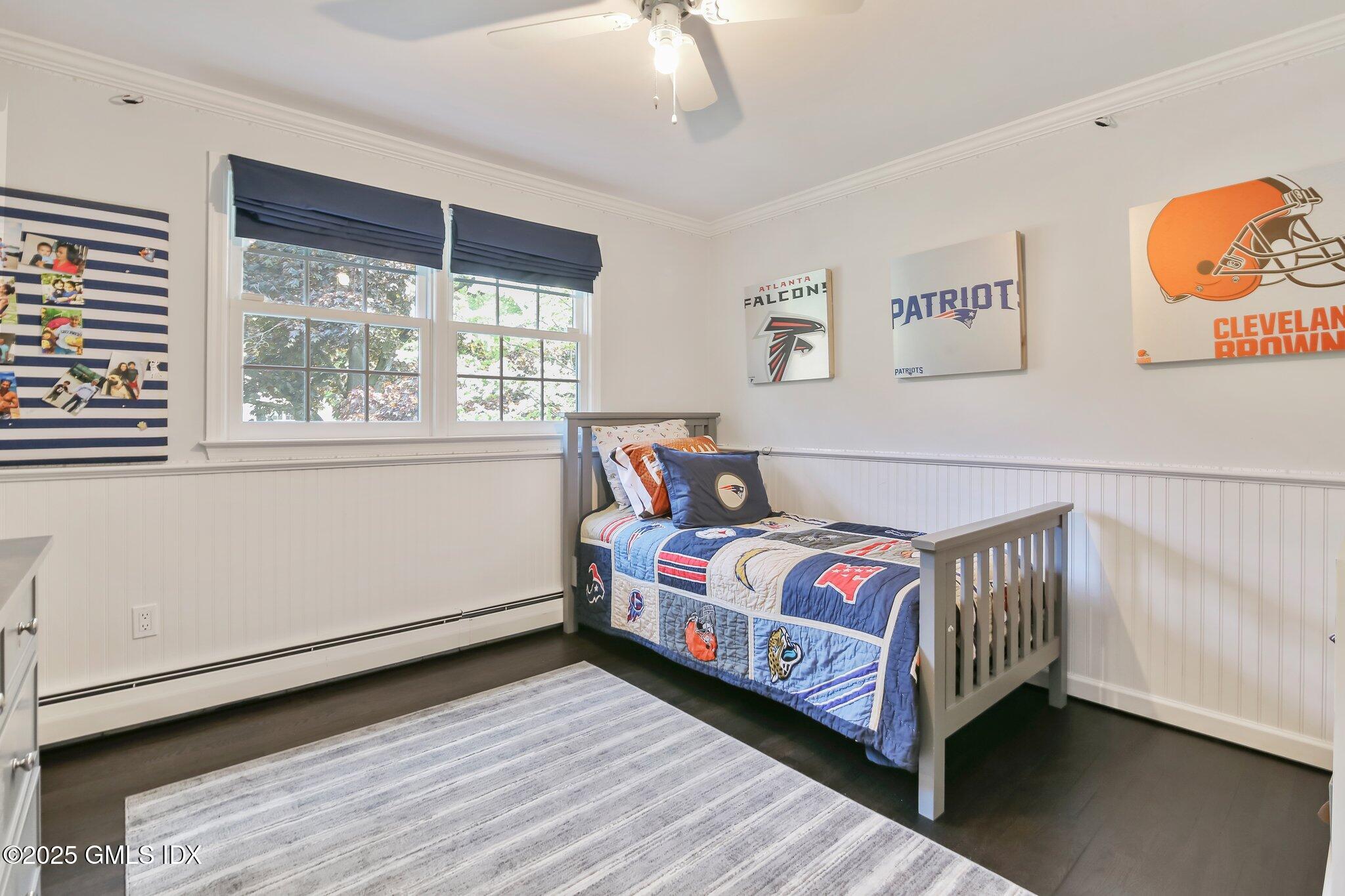 16 Split Timber Place Riverside, CT 06878 - Photo 26 of 34 a bedroom with a bed and a window