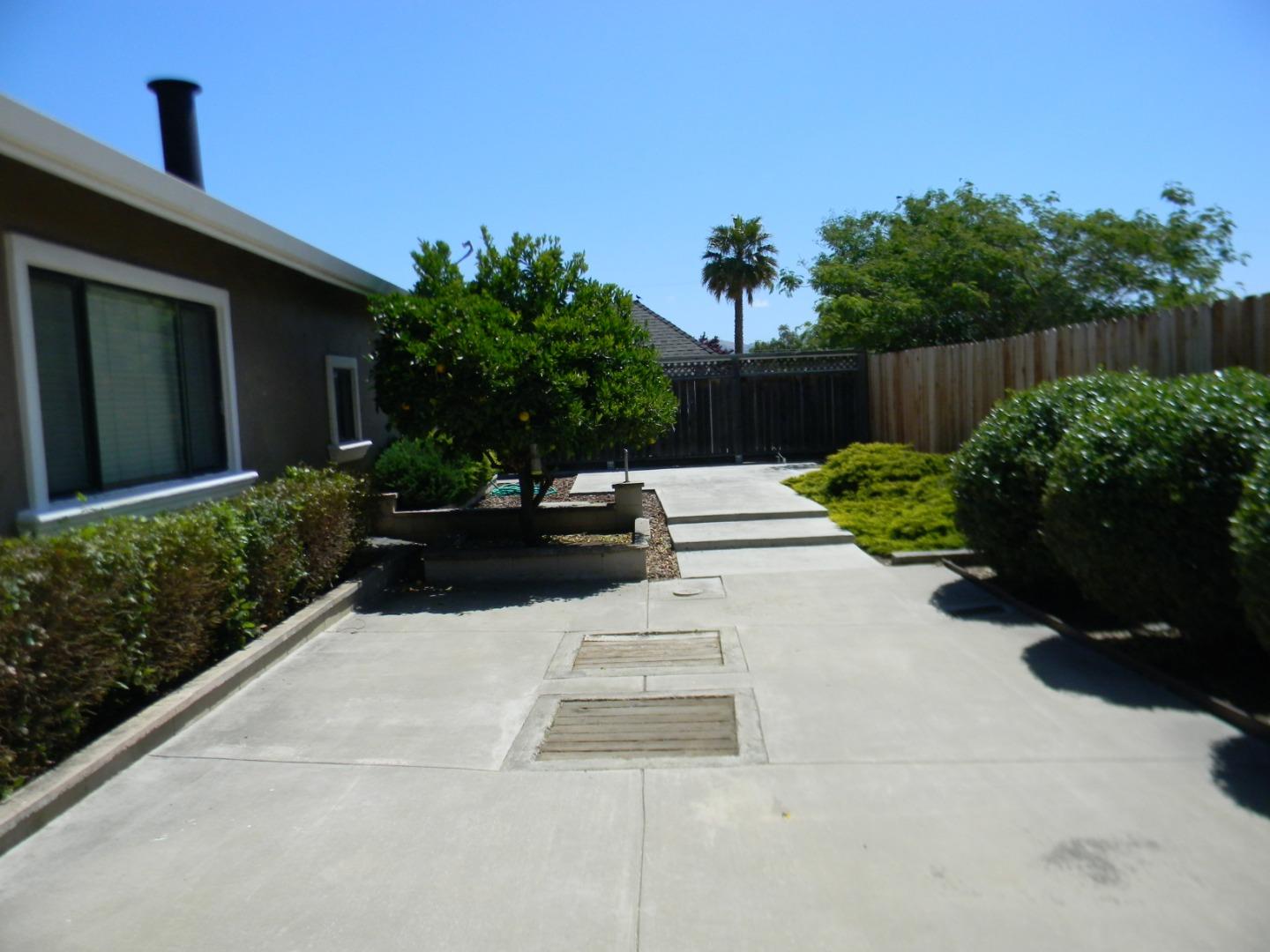 1593 Santa Ana Road Hollister, CA 95023 - Photo 23 of 43 Gallery Image 23