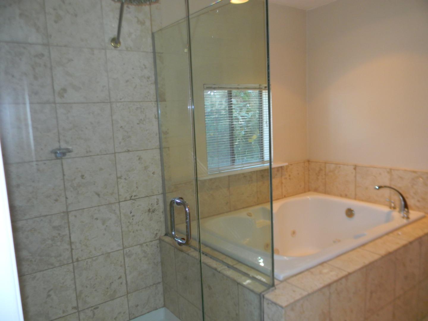 1593 Santa Ana Road Hollister, CA 95023 - Photo 10 of 43 Gallery Image 10