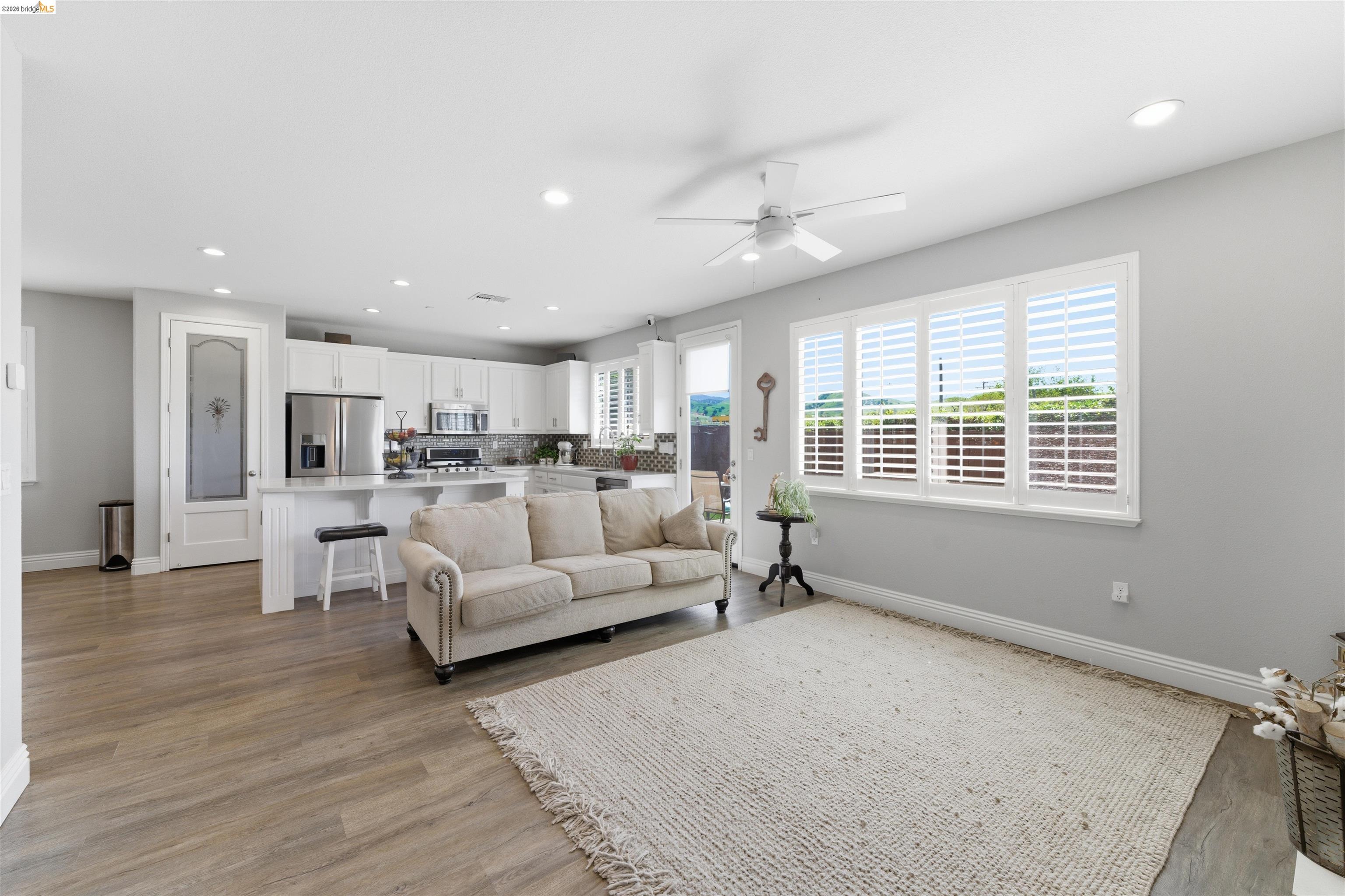 72 Greystone Place Pittsburg, CA 94565 - Photo 15 of 41 a living room with furniture and a large window