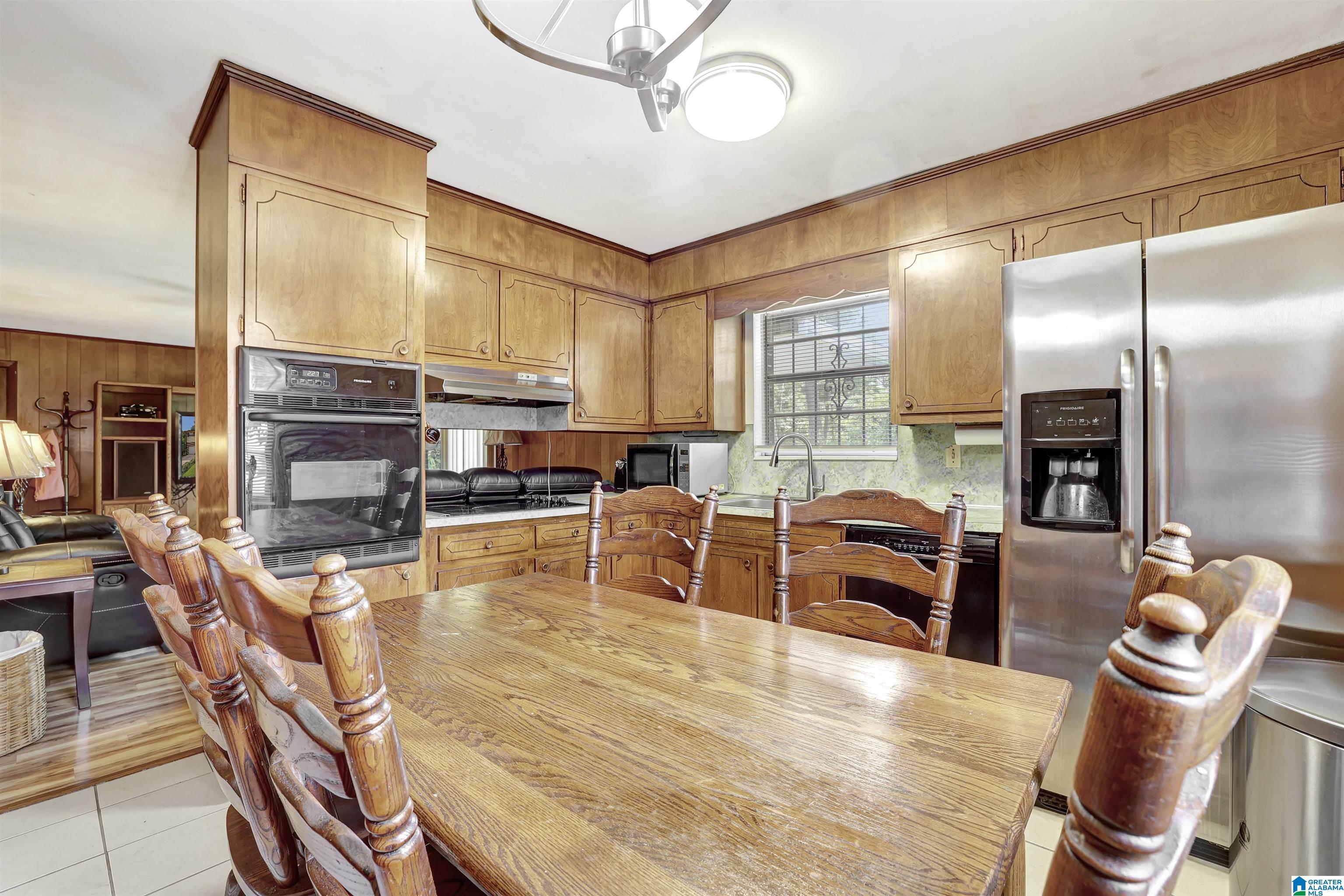 7116 Pine Tree Lane Fairfield, AL 35064 - Photo 7 of 10