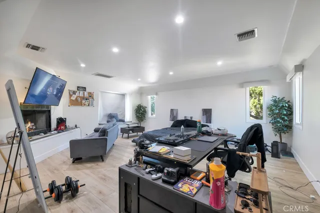 $1,295,000 | 10122 Jovita Avenue, Chatsworth, CA 91311