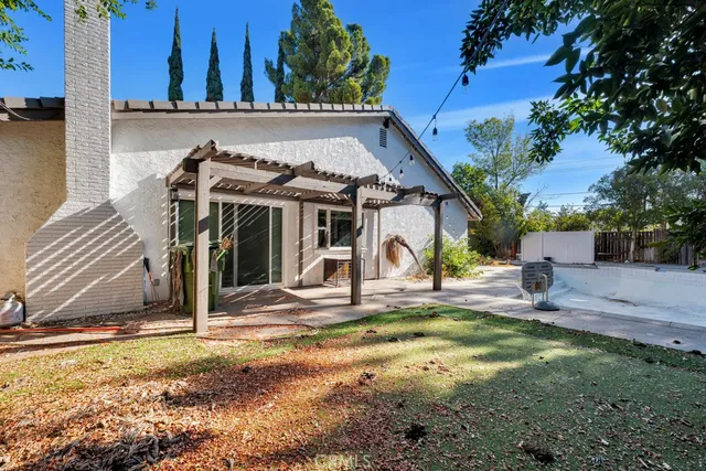 $1,295,000 | 10122 Jovita Avenue, Chatsworth, CA 91311