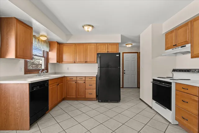 $329,900 | 214 South Regis Road, Saukville, WI 53080