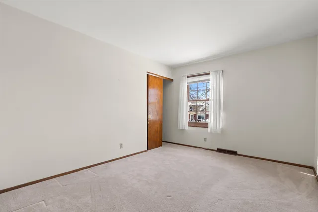 $329,900 | 214 South Regis Road, Saukville, WI 53080