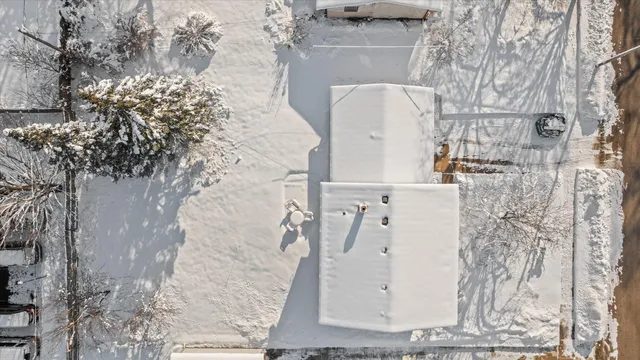 $329,900 | 214 South Regis Road, Saukville, WI 53080