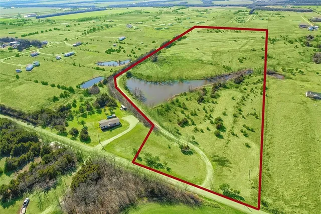 $794,500 | 936 County Road 1121, Farmersville, TX 75442