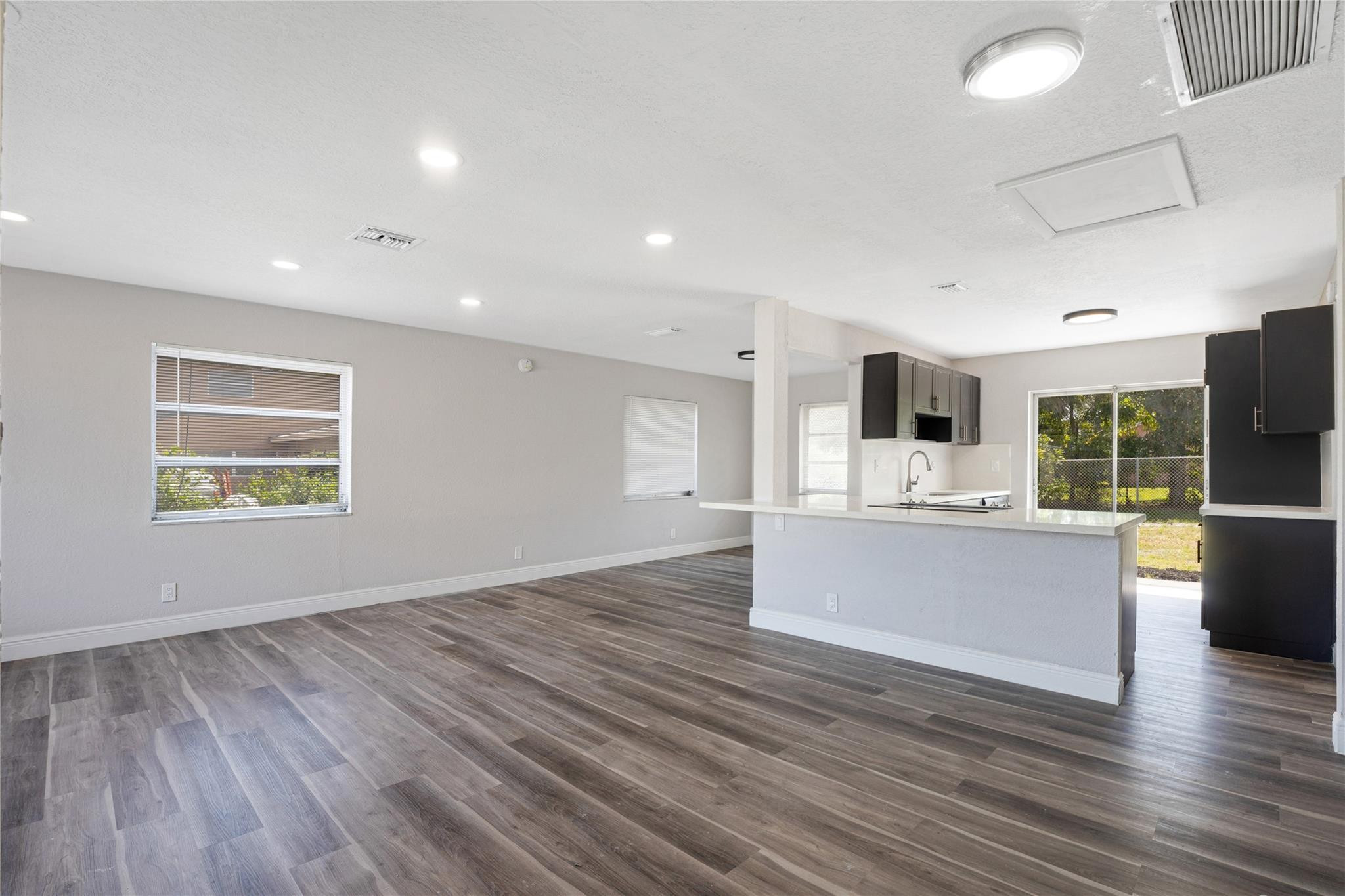 1465 West 34th Street Riviera Beach, FL 33404 - Photo 13 of 16 Photo 13