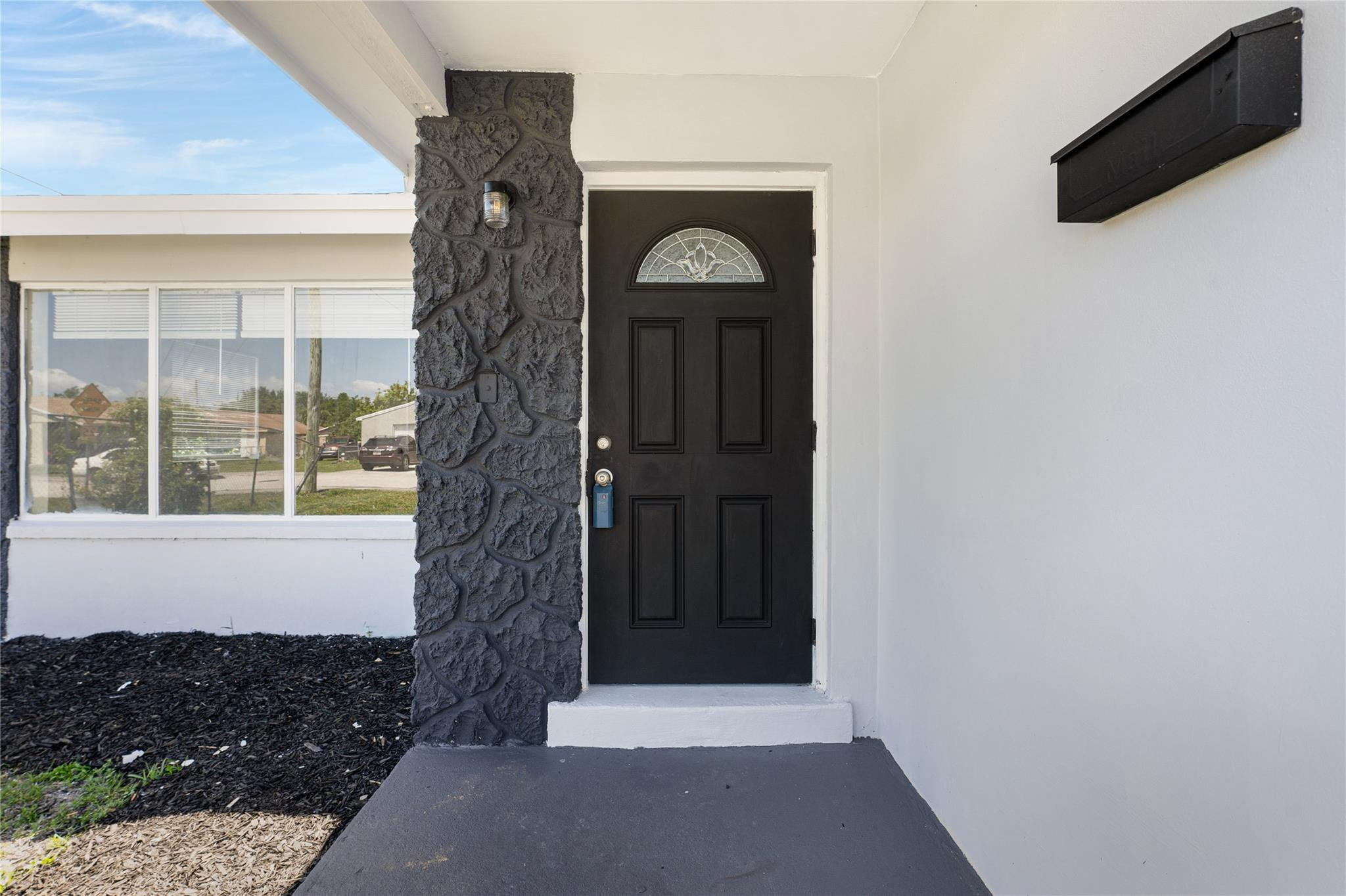 1465 West 34th Street Riviera Beach, FL 33404 - Photo 2 of 16 Photo 2