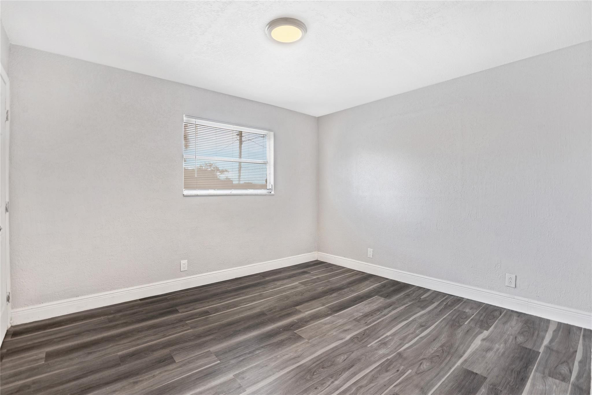 1465 West 34th Street Riviera Beach, FL 33404 - Photo 6 of 16 Photo 6