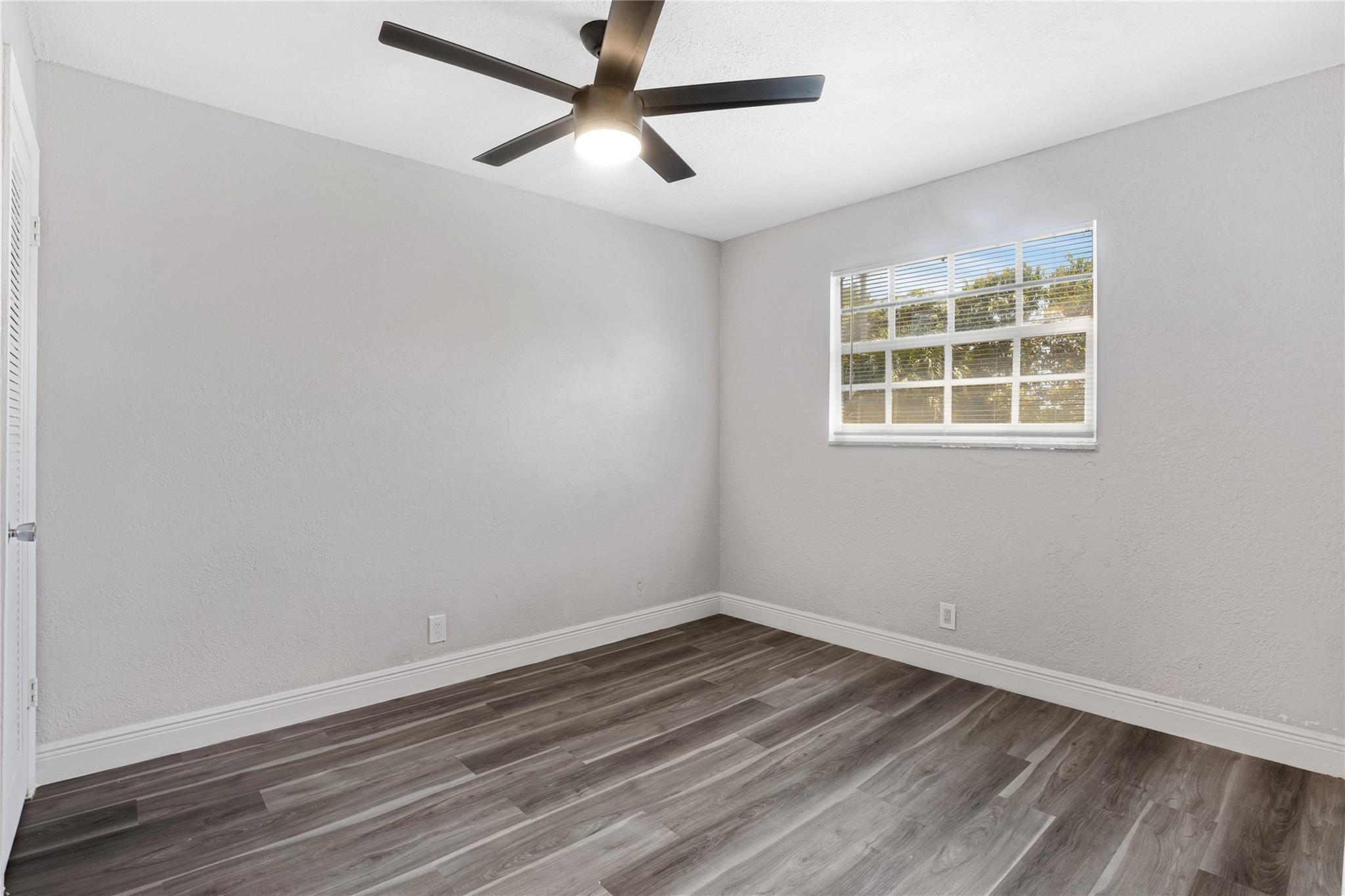 1465 West 34th Street Riviera Beach, FL 33404 - Photo 9 of 16 Photo 9