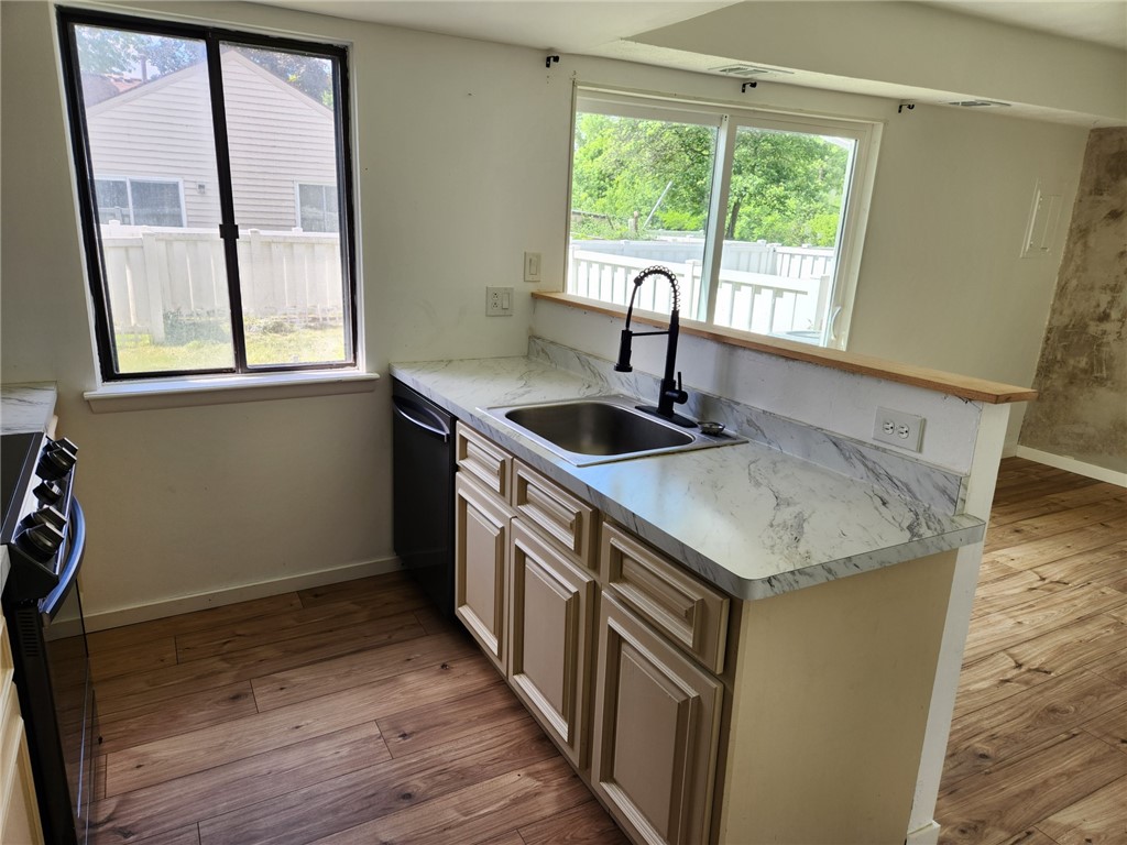 153 Windsorshire Drive Ogden, NY 14624 - Photo 10 of 24