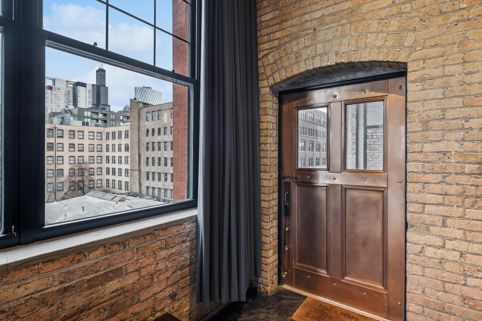 1000 West Washington Boulevard, Unit 436437 Chicago, IL 60607 - Photo 37 of 42 a view of front door of a house