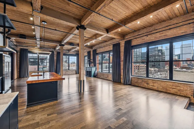 $20,000 | 1000 West Washington Boulevard, Unit 436437, Chicago, IL 60607