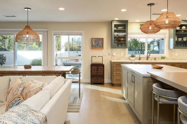 $7,900 | 667 Solana Hills Court, Solana Beach, CA 92075