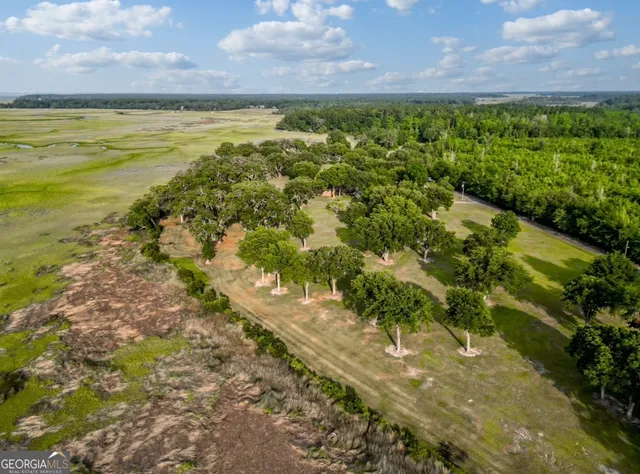 a view of an ocean view