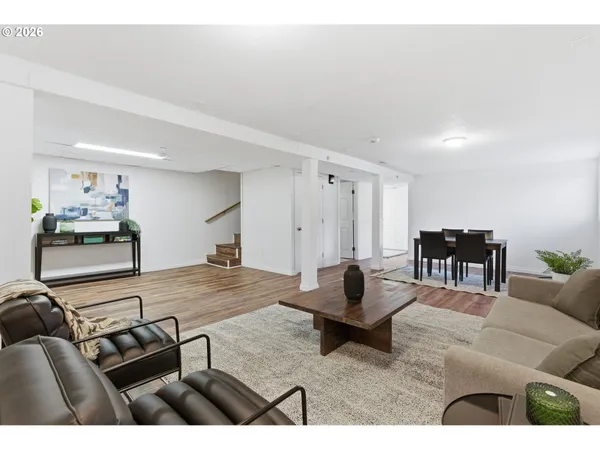 $1,250,000 | 19824 South Butte Road, Beavercreek, OR 97004