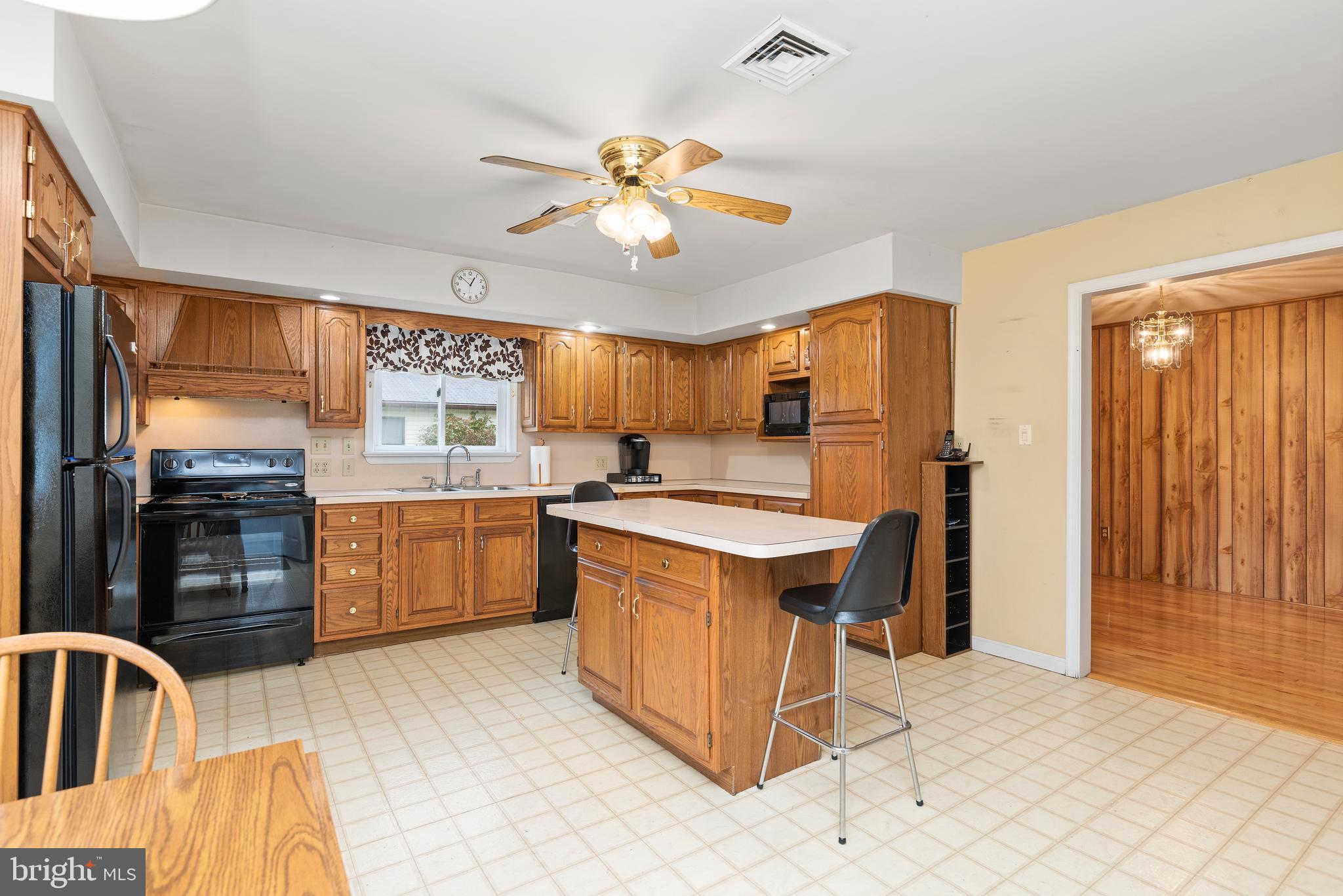 416 Steelstown Road Newville, PA 17241 - Photo 15 of 44 Pictures don't portray how large this kitchen is!!
