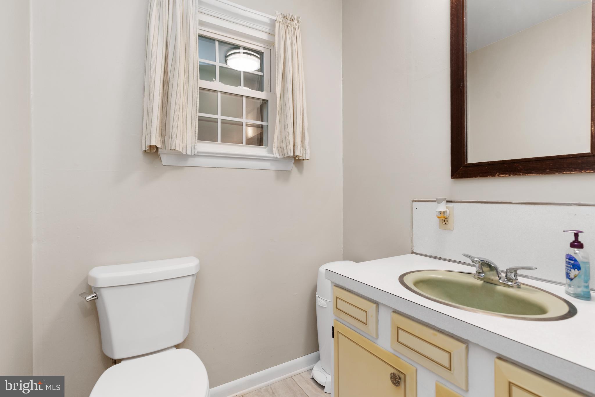 416 Steelstown Road Newville, PA 17241 - Photo 26 of 44 Full bathroom