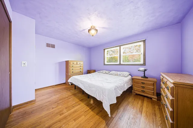 $325,000 | 491 Maple Avenue, Carpentersville, IL 60110