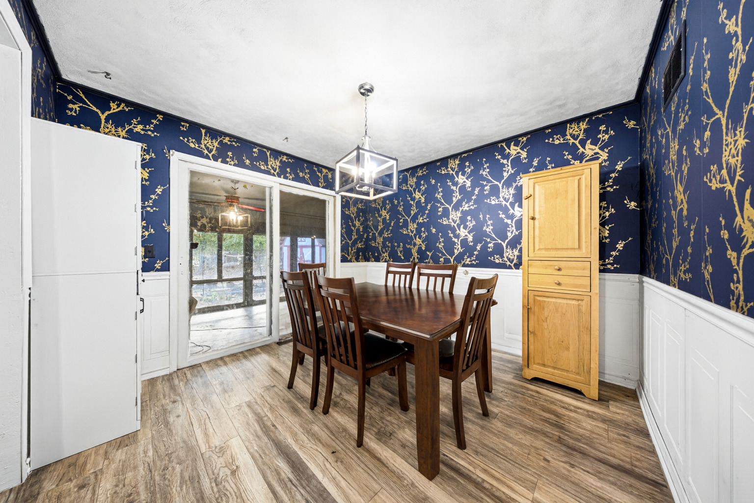 491 Maple Avenue Carpentersville, IL 60110 - Photo 10 of 33 a dining room with furniture window and wooden floor