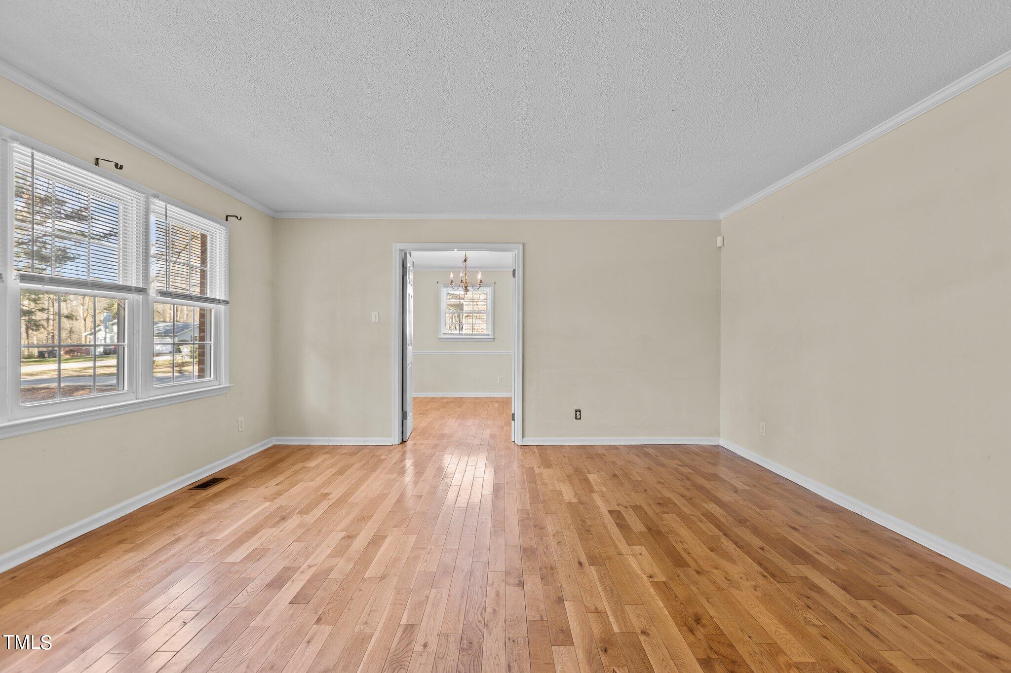 111 Robin Road Oxford, NC 27565 - Photo 5 of 31 12-web-or-mls-IMGL6216