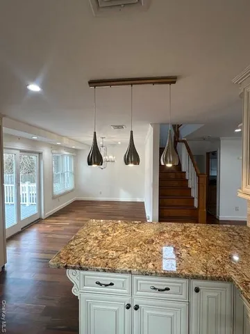 $4,500 | 26 Radio Avenue, Miller Place, NY 11764