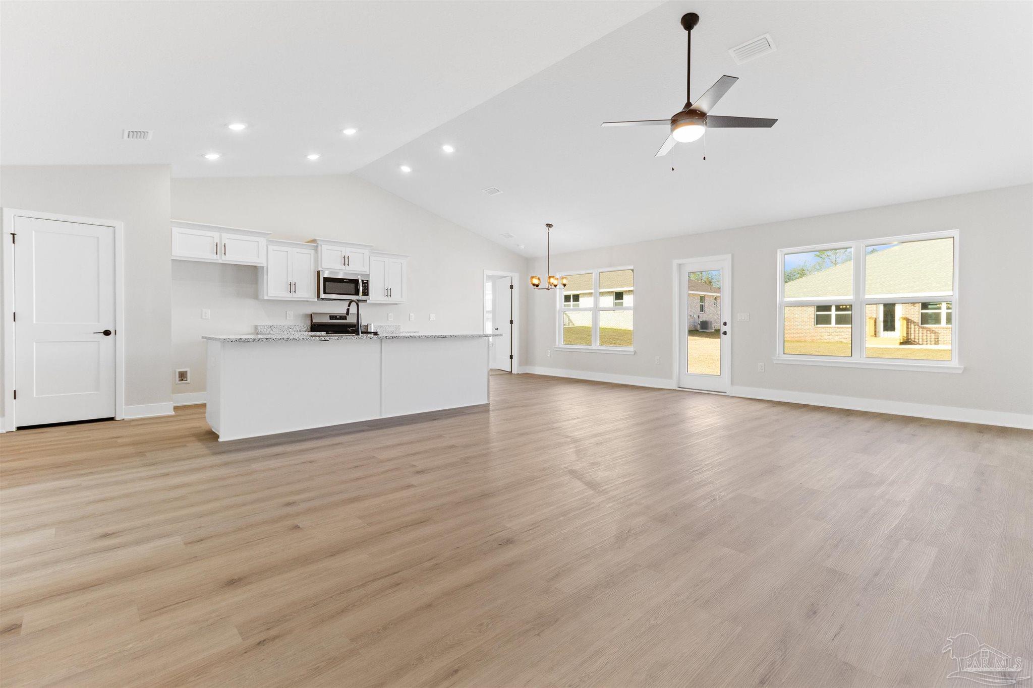 1847 Sunset Maple Road, Unit 37B Cantonment, FL 32533 - Photo 4 of 16