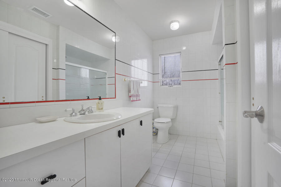 90 Georgetown Road Eatontown, NJ 07724 - Photo 14 of 18 20191202223405515471000000-o